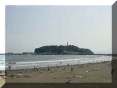 Enoshima - island.jpg (29685 bytes)