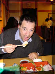 sushi Sergio.jpg (46163 bytes)