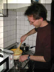Swiss Evening - JB fondue.jpg (39280 bytes)